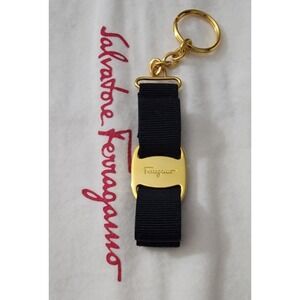 Salvatore Ferragamo Vara Bow Keychain Black Grosgrain Gold Tone Hardware Italy